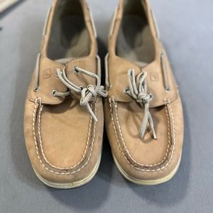 Gently worn Sperrys